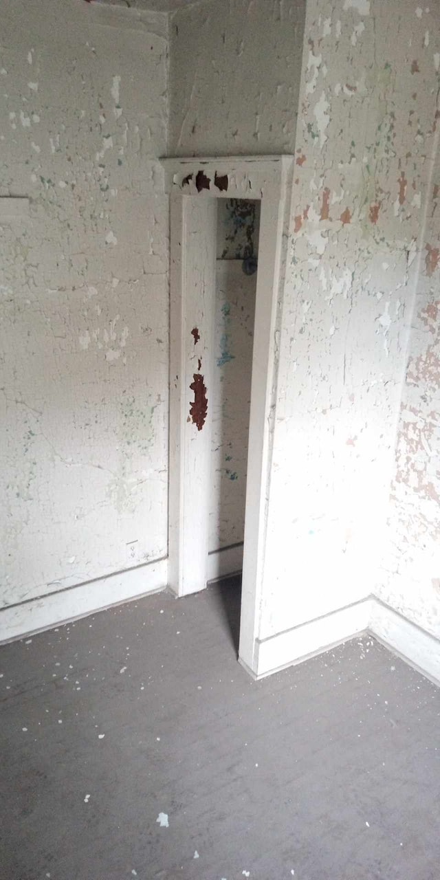 5700 Townsend St, Detroit, MI 48213 - view of unfurnished room