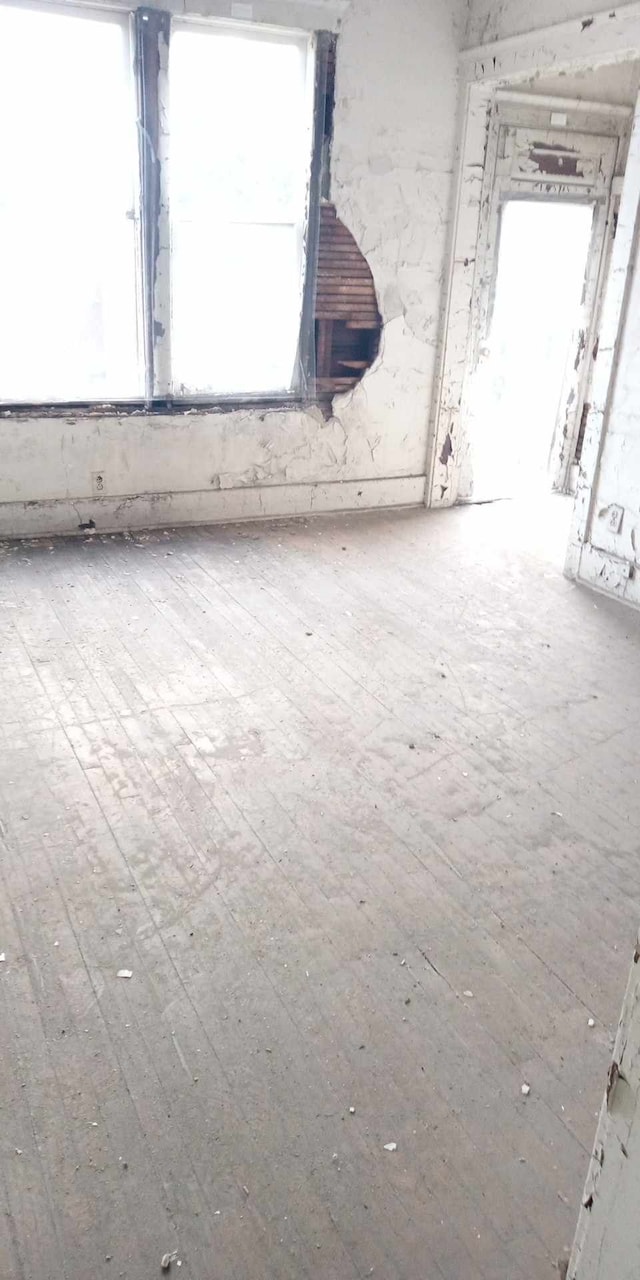 5700 Townsend St, Detroit, MI 48213 - view of unfurnished room