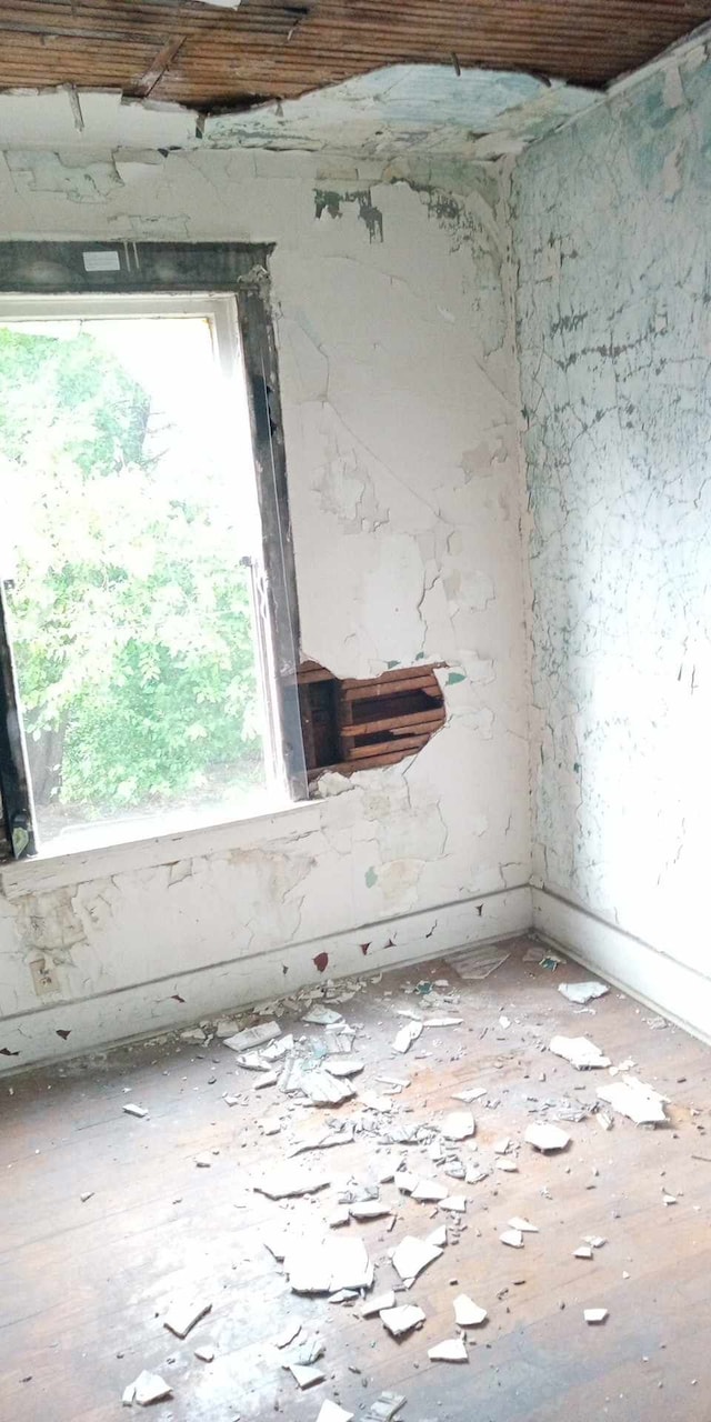 5700 Townsend St, Detroit, MI 48213 - view of unfurnished room