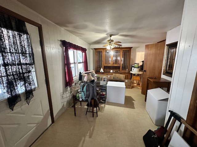 dining space with ceiling fan