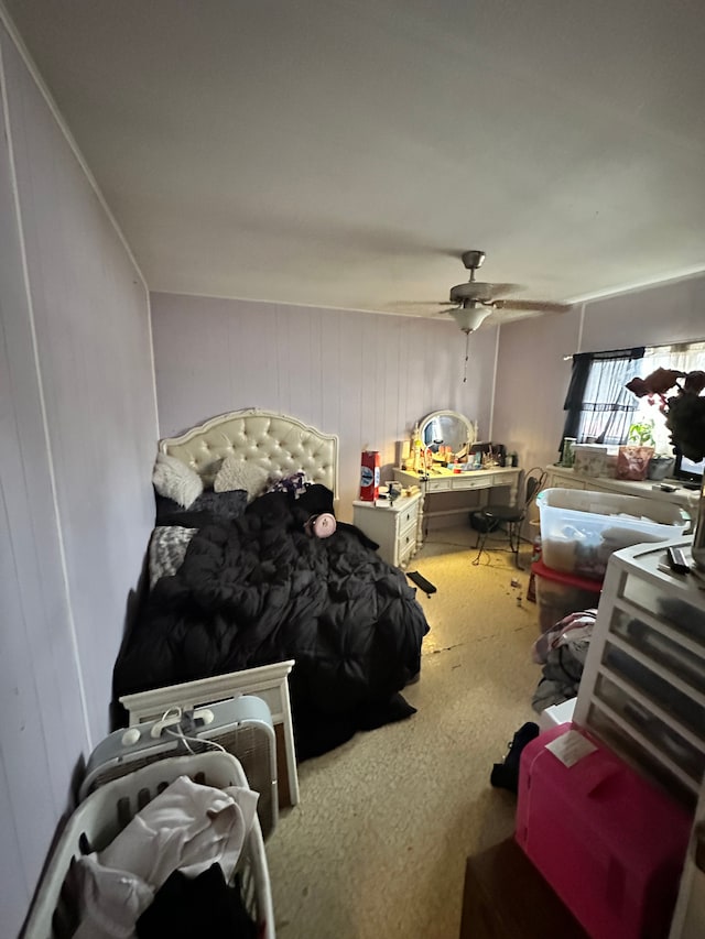 bedroom with ceiling fan