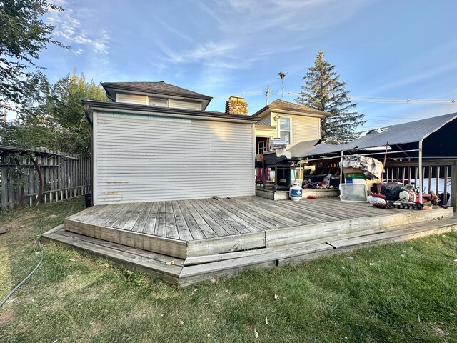 2715 Duck Lake Rd N, Highland, MI 48356 - view of wooden deck