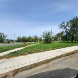 26165 W Outer Dr, Detroit, MI 48217