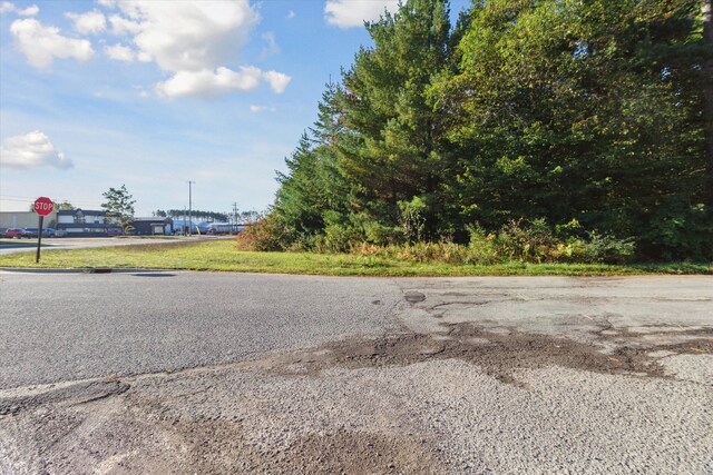 1043 Noirot St, Gaylord, MI 49735