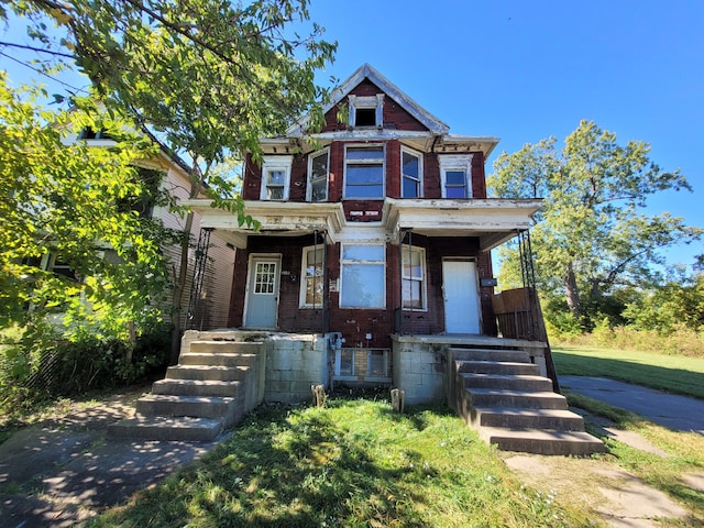 view of front of property