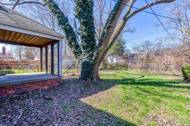 view of yard with a patio