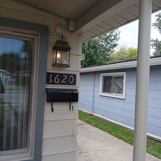 exterior space featuring a porch