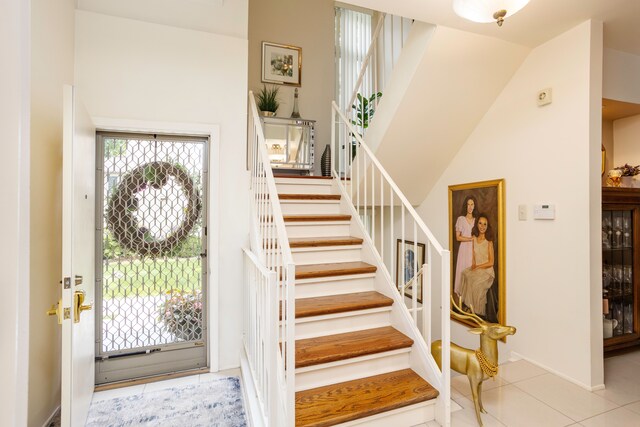 2100 Hyde Park Rd, Detroit, MI 48207 - tiled foyer entrance with stairs