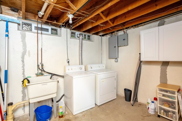 2100 Hyde Park Rd, Detroit, MI 48207 - washroom featuring independent washer and dryer and electric panel