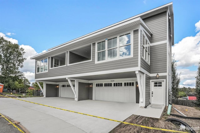 view of front facade featuring a garage