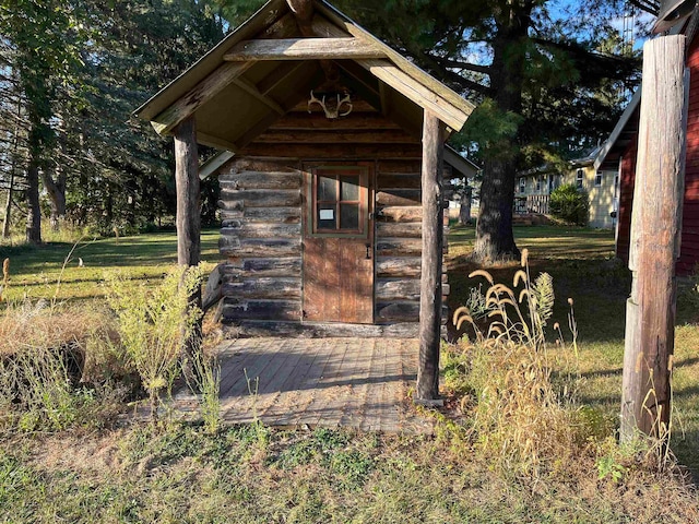 view of outbuilding