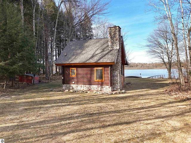 3900 Swaney Rd, Traverse City, MI 49686 - photo 13