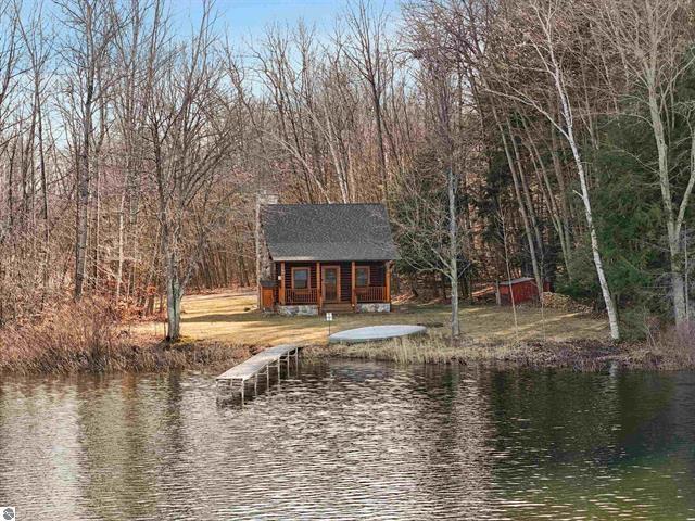 3900 Swaney Rd, Traverse City, MI 49686 - photo 3