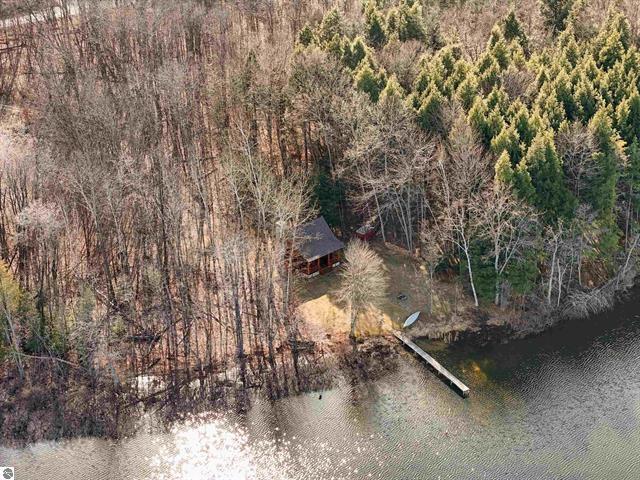 3900 Swaney Rd, Traverse City, MI 49686 - photo 4