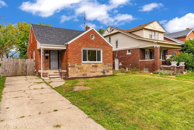 view of front of home with a front yard