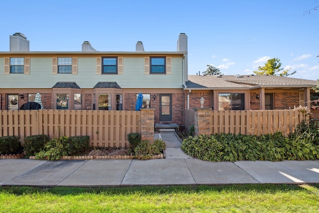 view of front of house