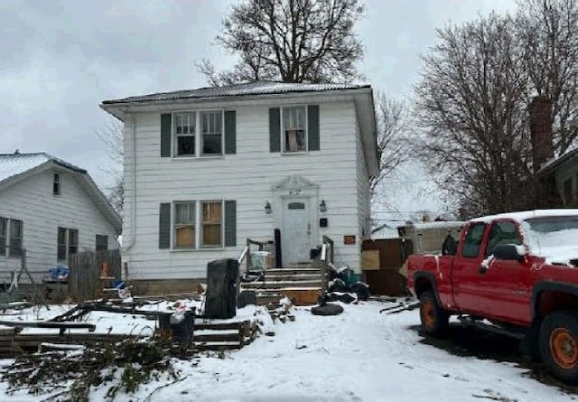 view of front of property