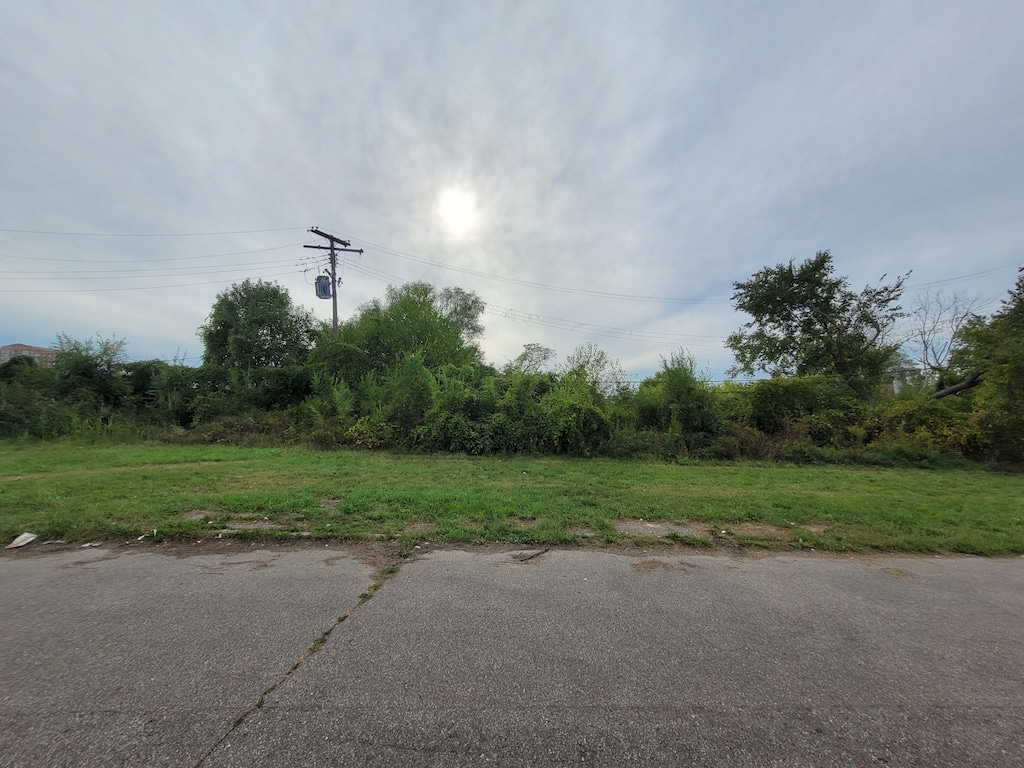 471 Jefferson, Detroit, MI 48207