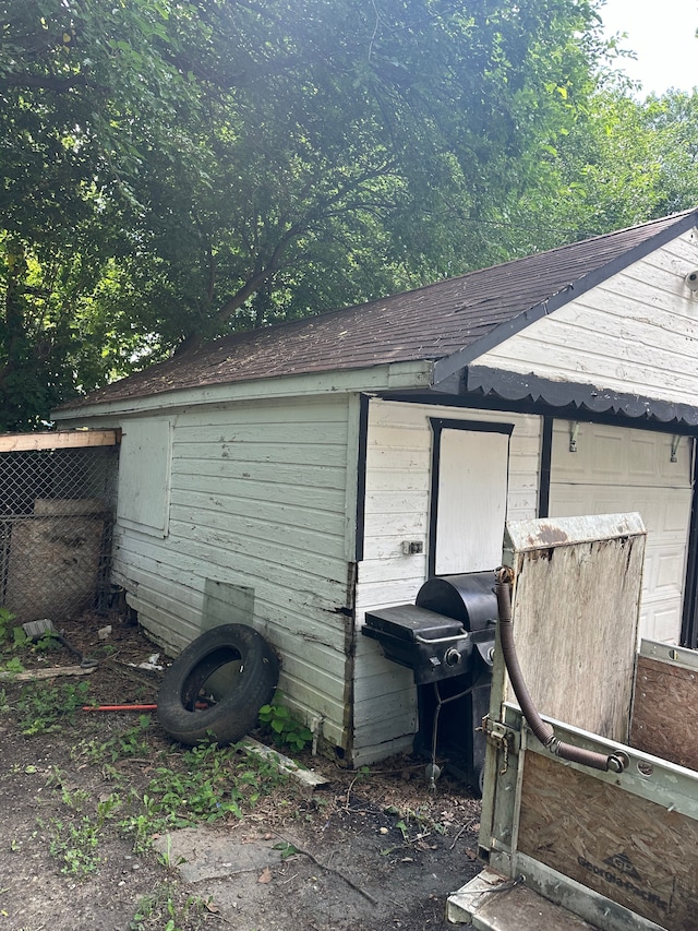 view of outbuilding