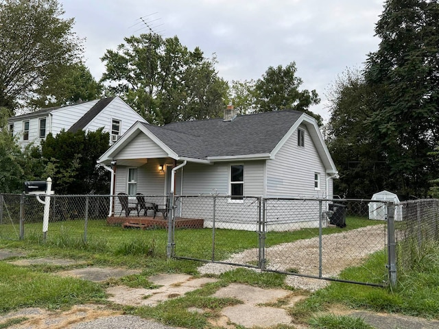 view of front facade featuring a porch