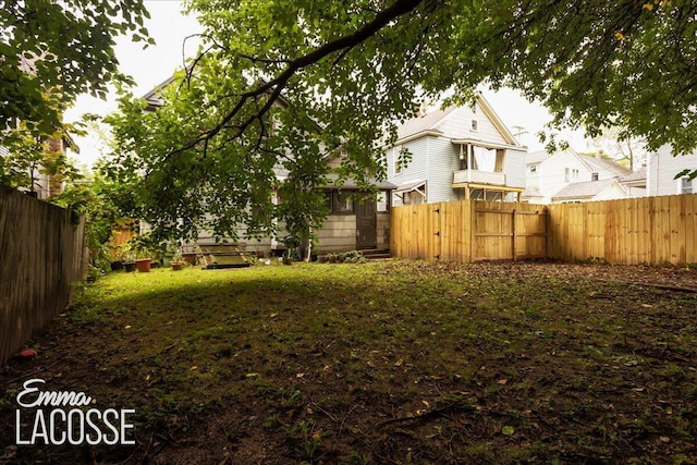 318 Diamond Ave SE, Grand Rapids, MI 49506 - view of fenced backyard
