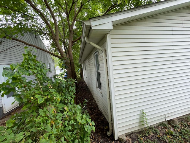 view of side of property