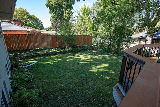 31990 Nottingwood St, Farmington Hills, MI 48334 - view of yard