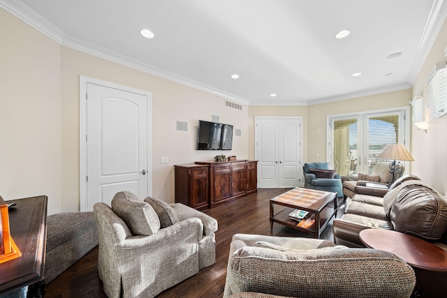 living area with recessed lighting, visible vents, ornamental molding, and dark wood-style flooring