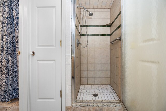 1758 W Nestel Rd, Prudenville, MI 48651 - bathroom featuring a stall shower