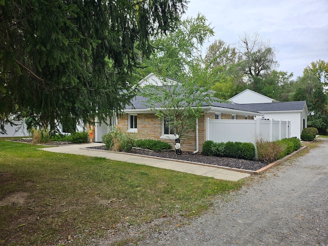 view of front of house with a front yard