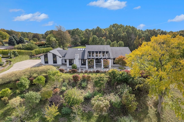 view of front of property