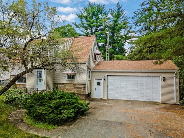 view of front facade with a garage