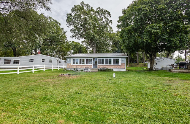 482 Swan Ln, Coldwater, MI 49036 - view of front of house featuring a front yard
