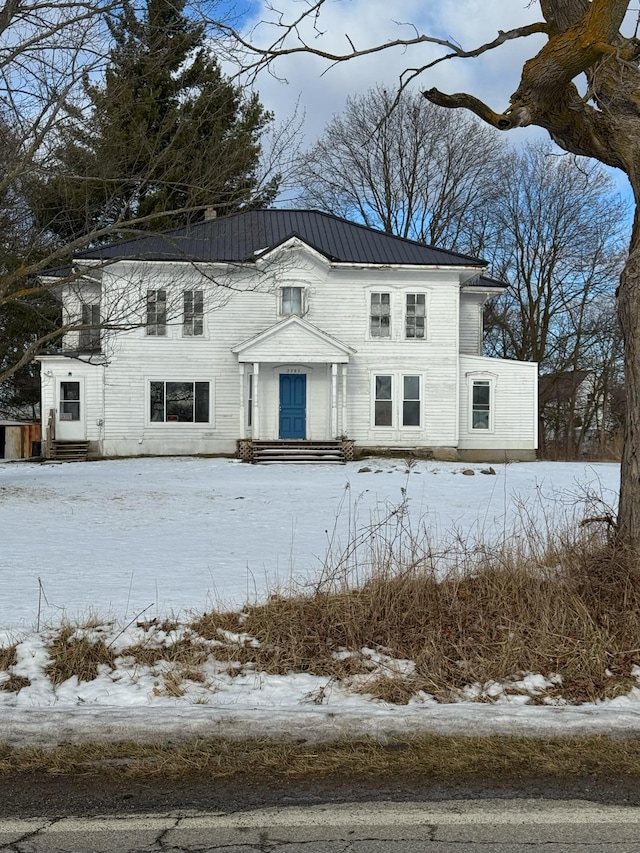 view of front of house