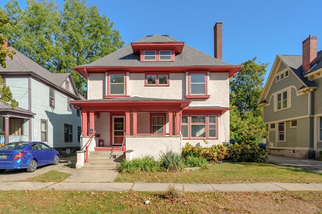 view of front facade featuring a porch