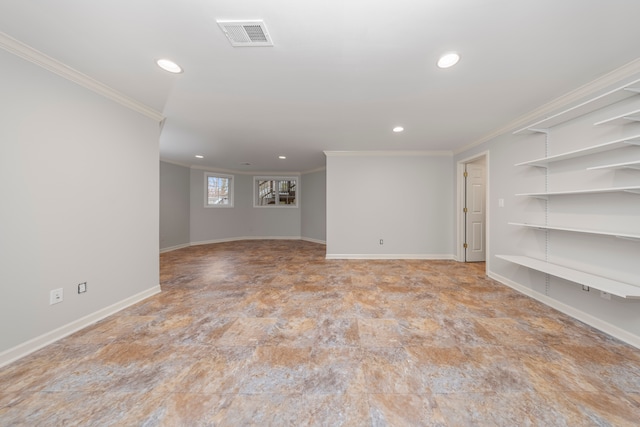 empty room with ornamental molding