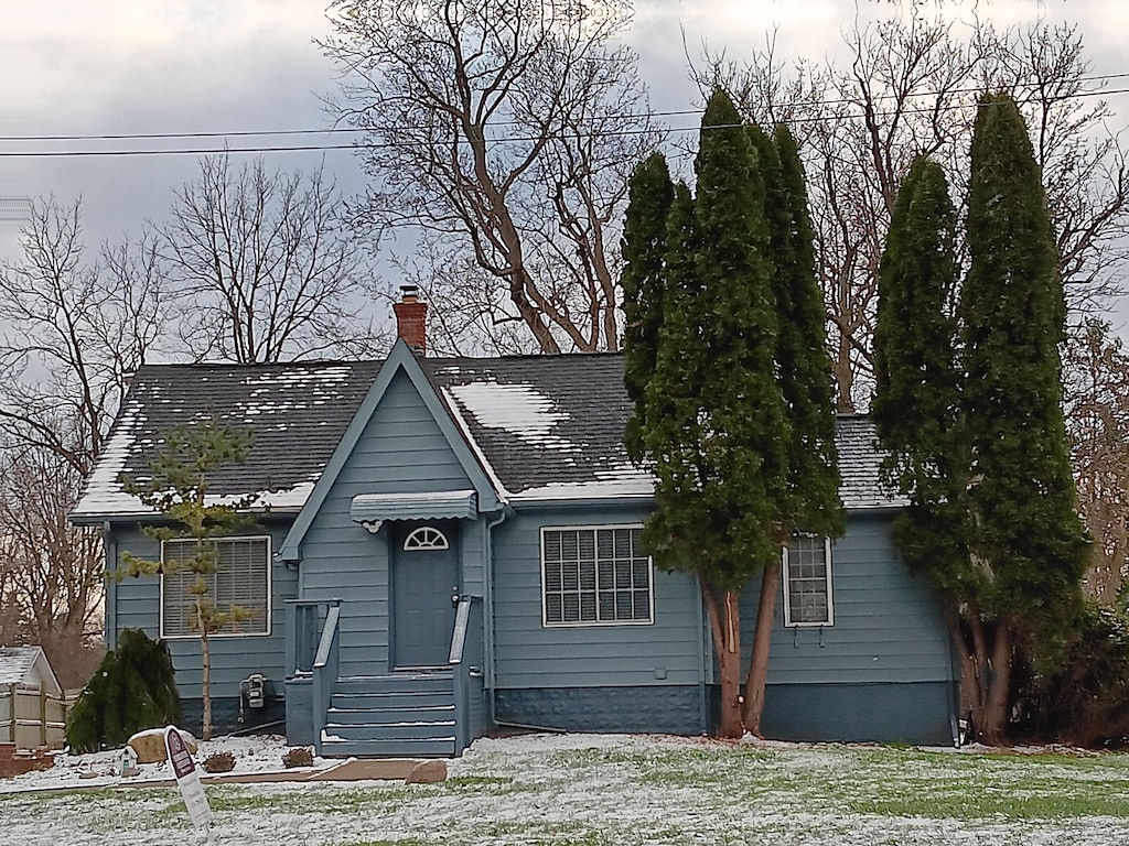 view of front of home