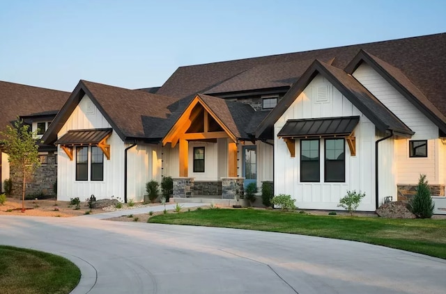 view of modern farmhouse