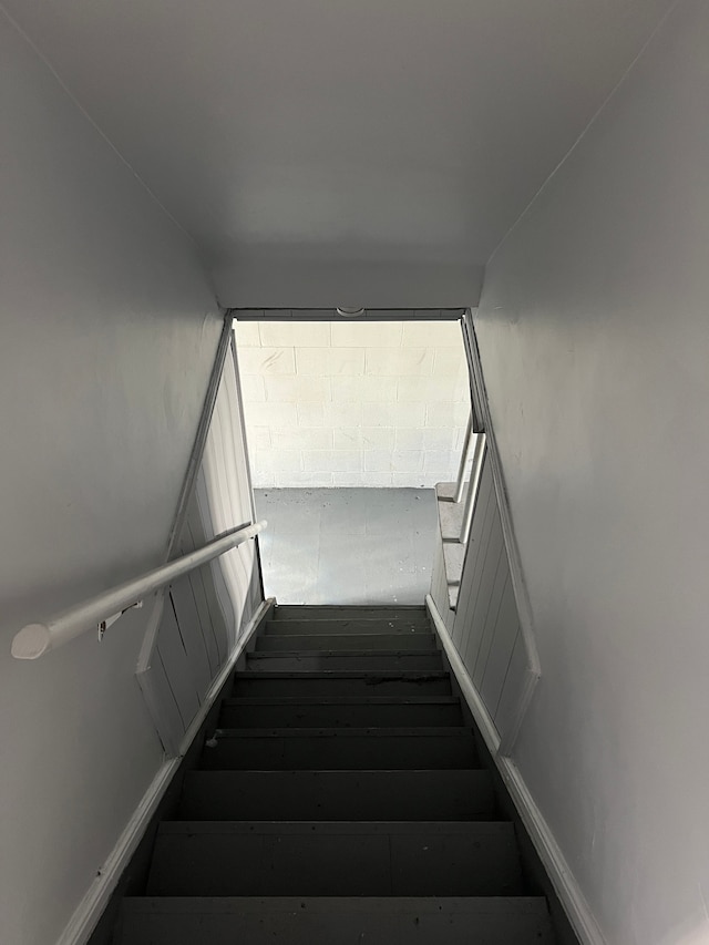 20400 Monica St, Detroit, MI 48221 - view of stairway