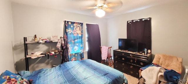 bedroom featuring ceiling fan