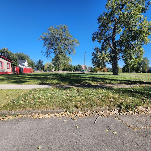 2700 Huron St, Detroit, MI 48216
