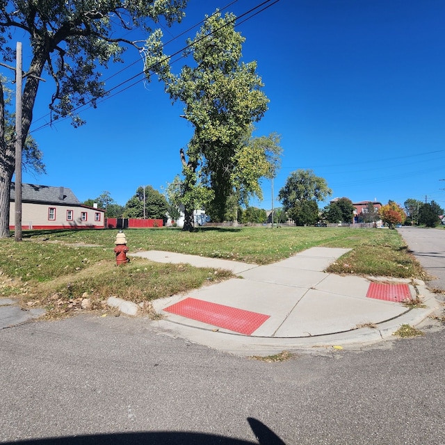 2700 Huron St, Detroit, MI 48216
