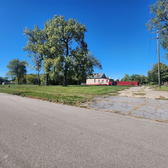 2700 Huron St, Detroit, MI 48216