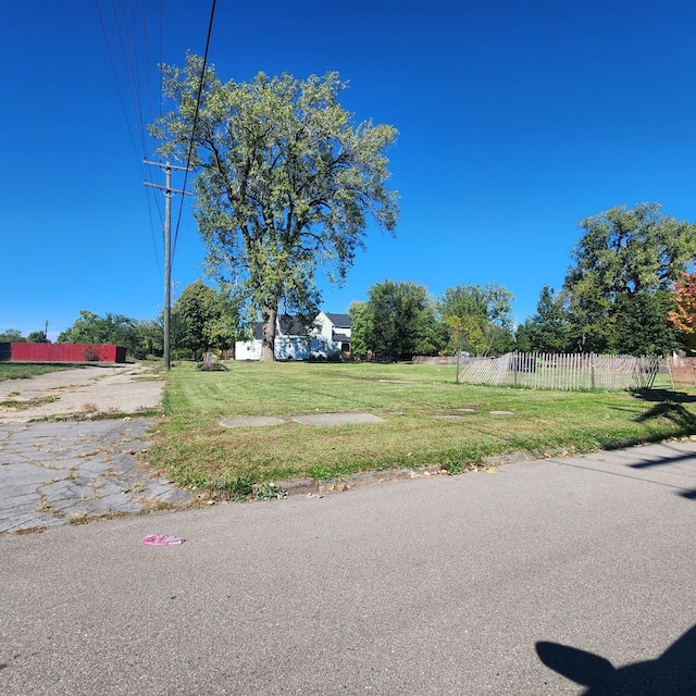 2700 Huron St, Detroit, MI 48216