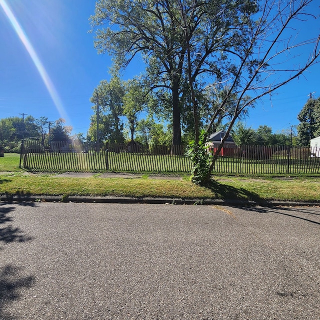 2700 Huron St, Detroit, MI 48216