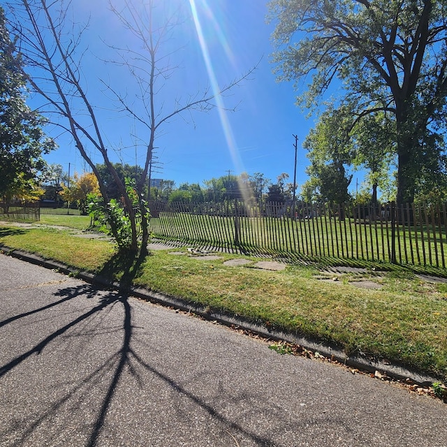 2700 Huron St, Detroit, MI 48216