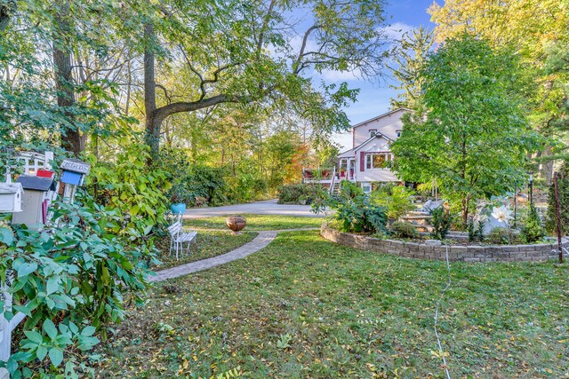 327 Reid Rd, Grand Blanc, MI 48439 - view of yard