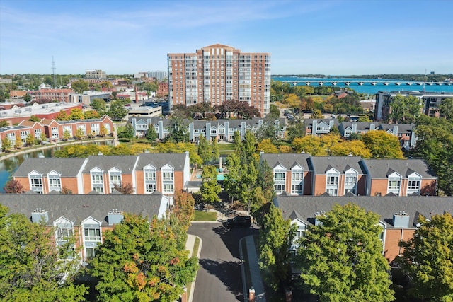 bird's eye view with a water view