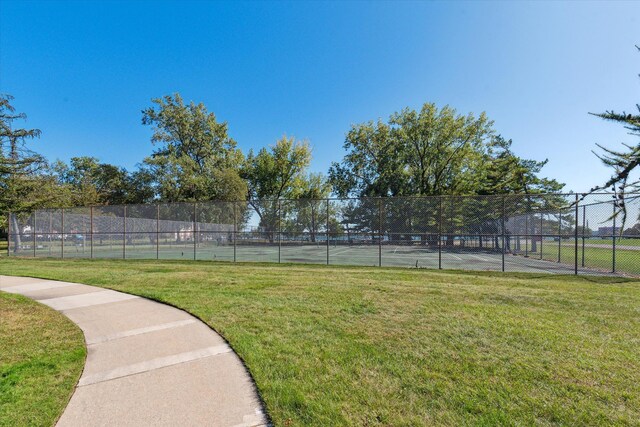 3320 Spinnaker Ln Unit 11B, Detroit, MI 48207 - view of yard featuring a tennis court