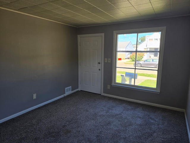 unfurnished room with carpet floors